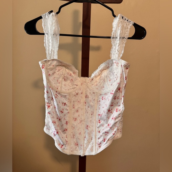 Forever 21 Pink Floral Lace Top - Picture 1 of 3
